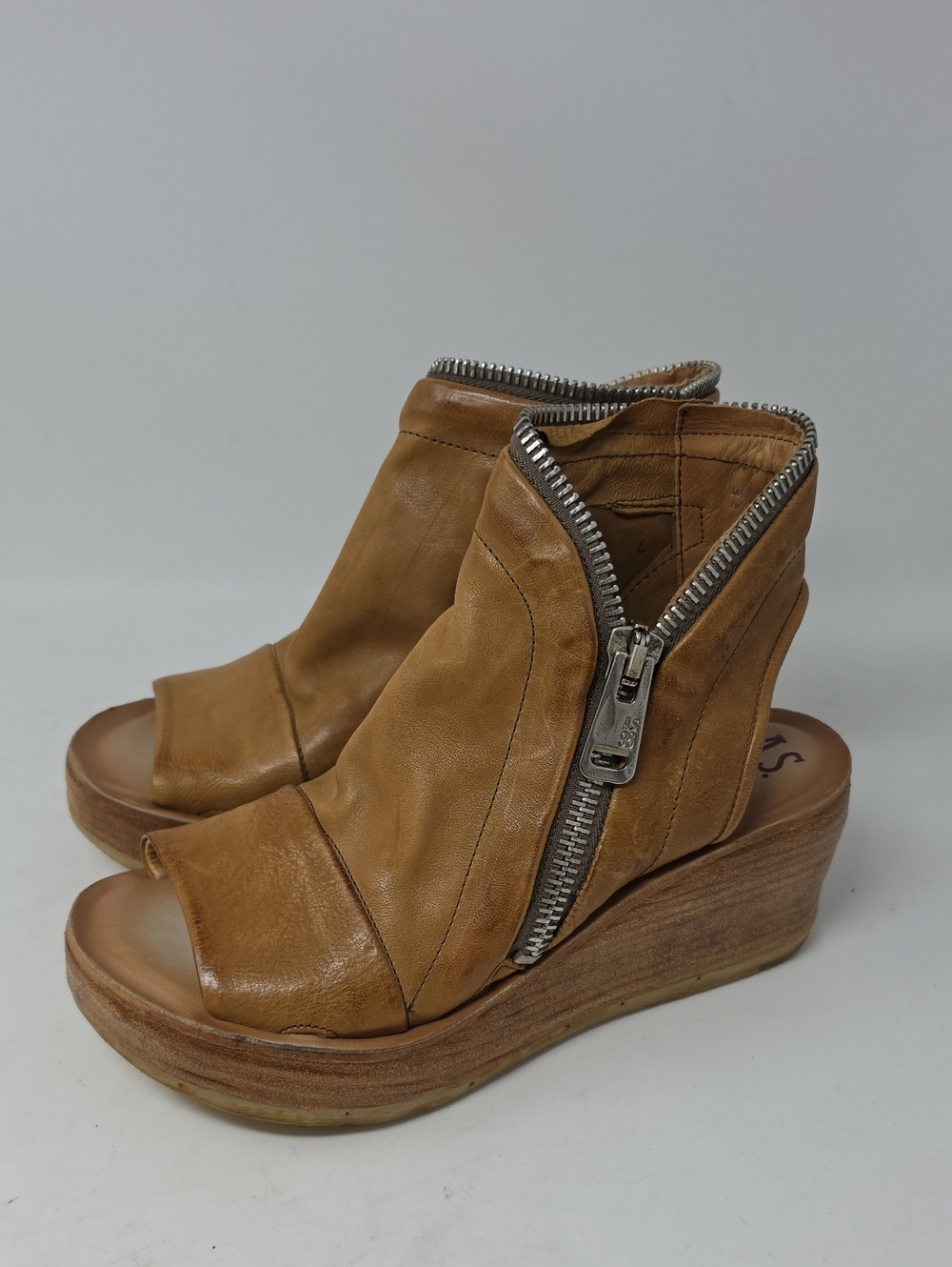 A.S.98 Naylor Tan Leather Peep-Toe Zip Wedge Sandals Size 39